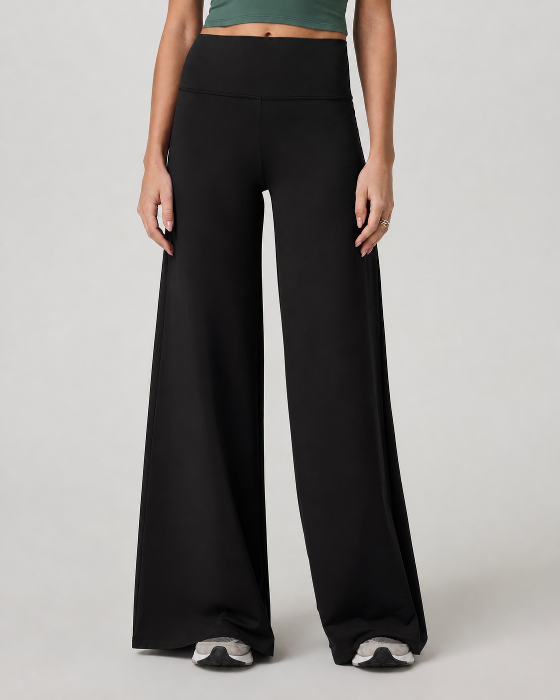 Compass Way Wide-Leg Short-Length Everyday Pant - Solid Black