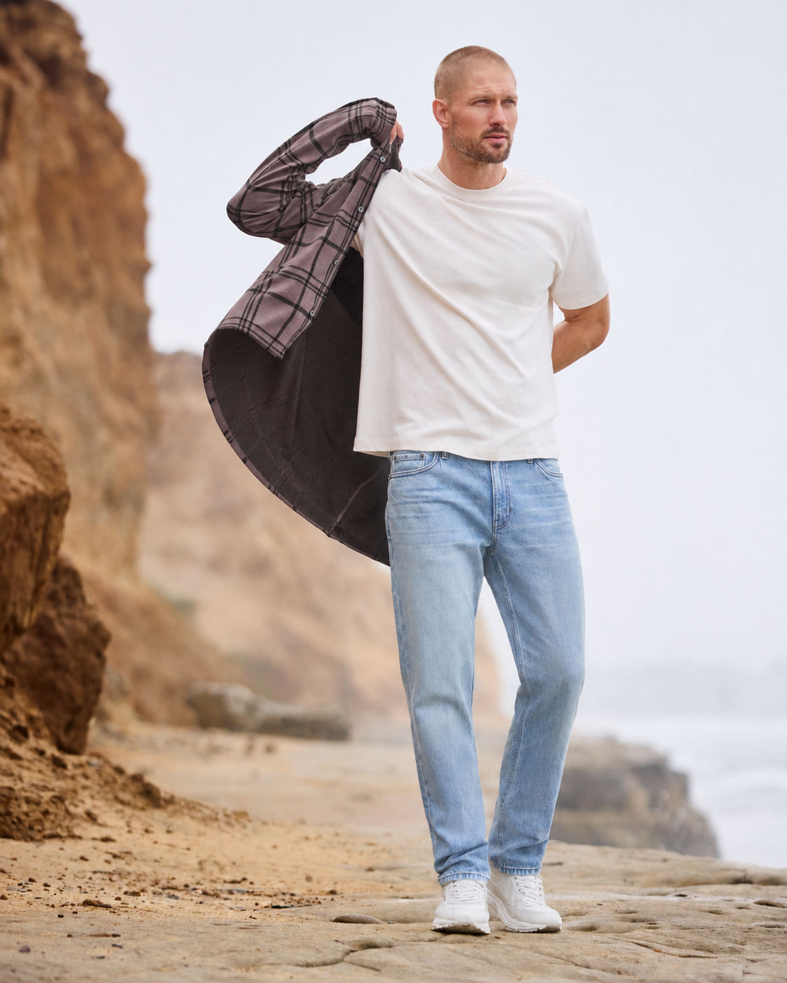 Alto Way Classic-Fit Everyday Pant - Light Wash Denim