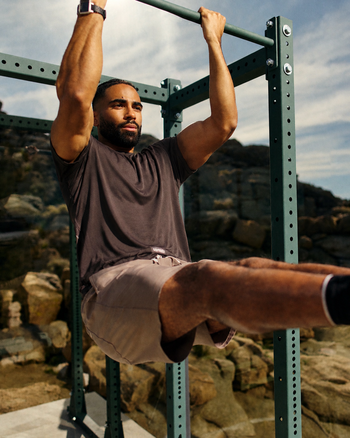 Prime Short-Sleeve Relaxed-Fit Everyday Tee - Carbon