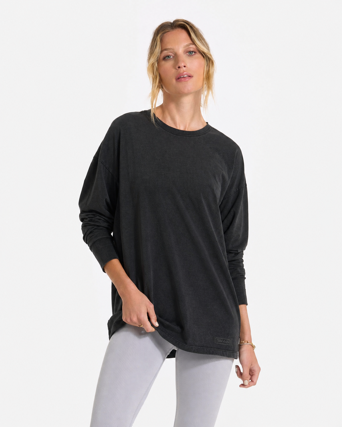 Delta Line Long-Sleeve Everyday Tee - Washed Black