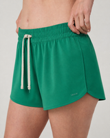 Latitude Way 2.0 2.5-Inch Everyday Short - Emerald