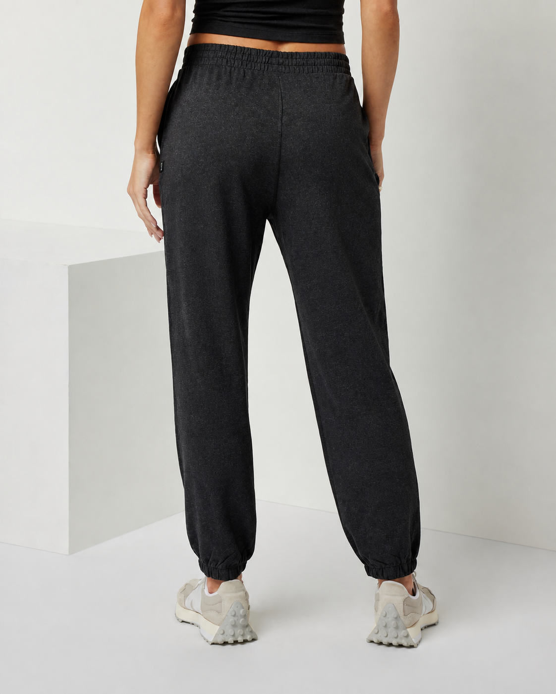Orbit Boyfriend Everyday Jogger - Black Heather