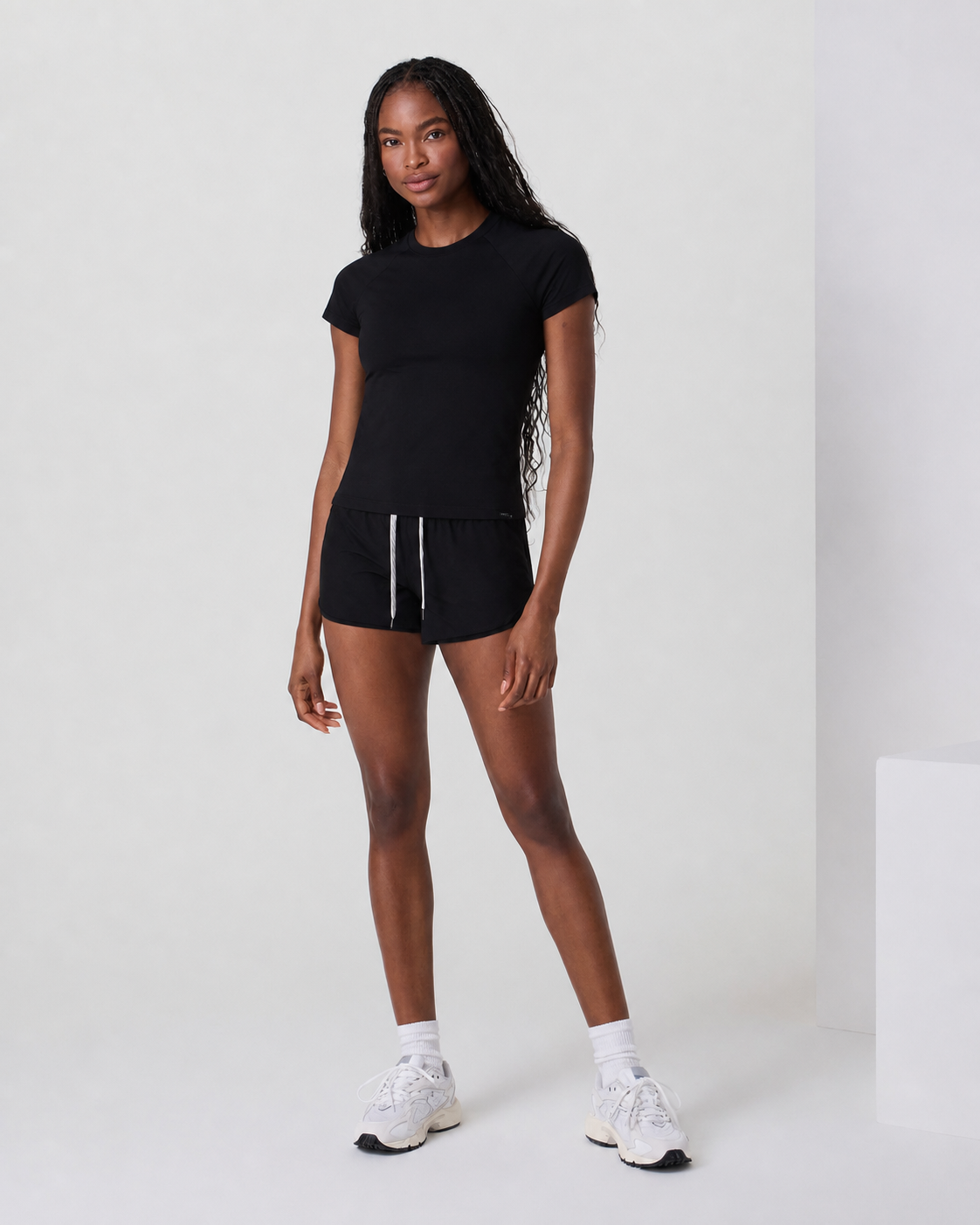 Nexus Line Short-Sleeve Everyday Tee - Black