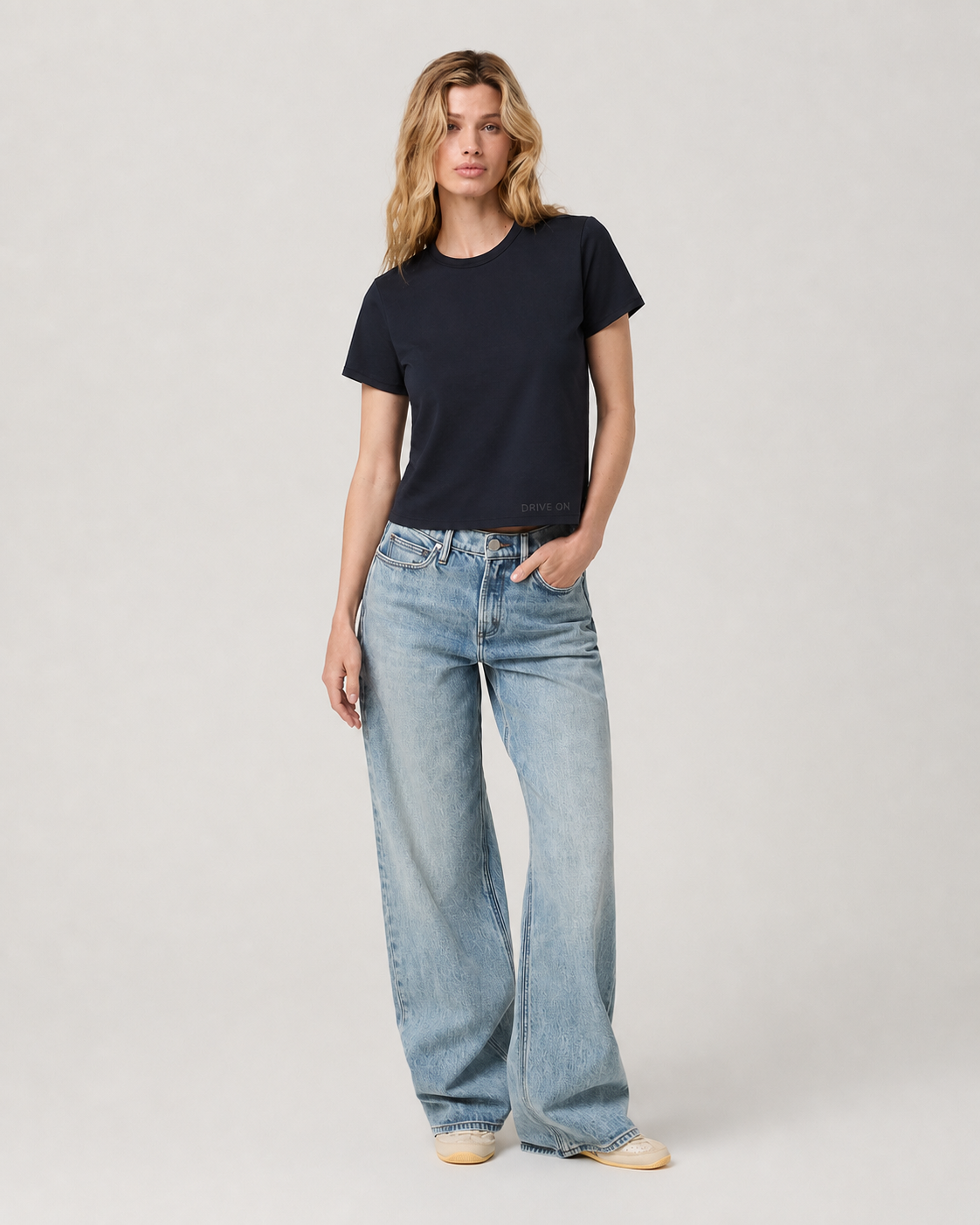 Kinetic Line Short-Sleeve Classic Everyday Tee - Ink