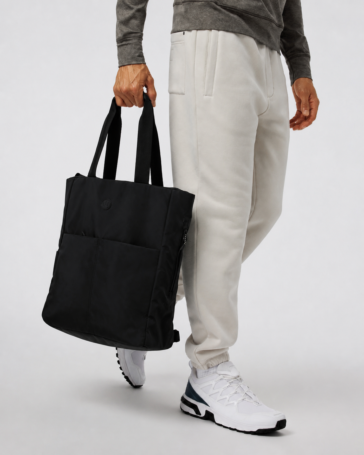 Alder Movement Bag - Black