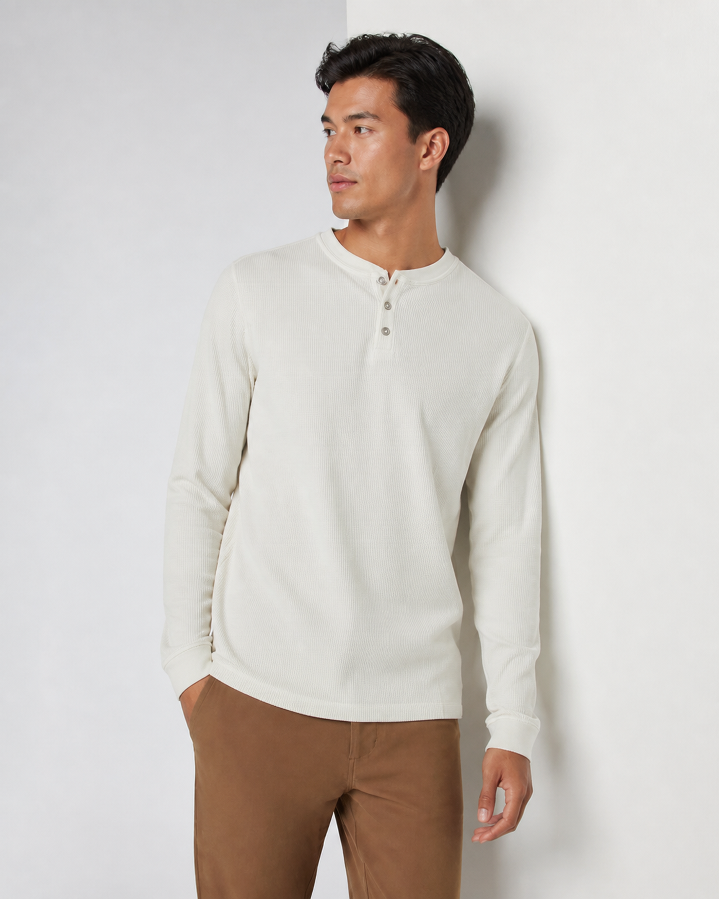 Axiom Movement Henley - Bone