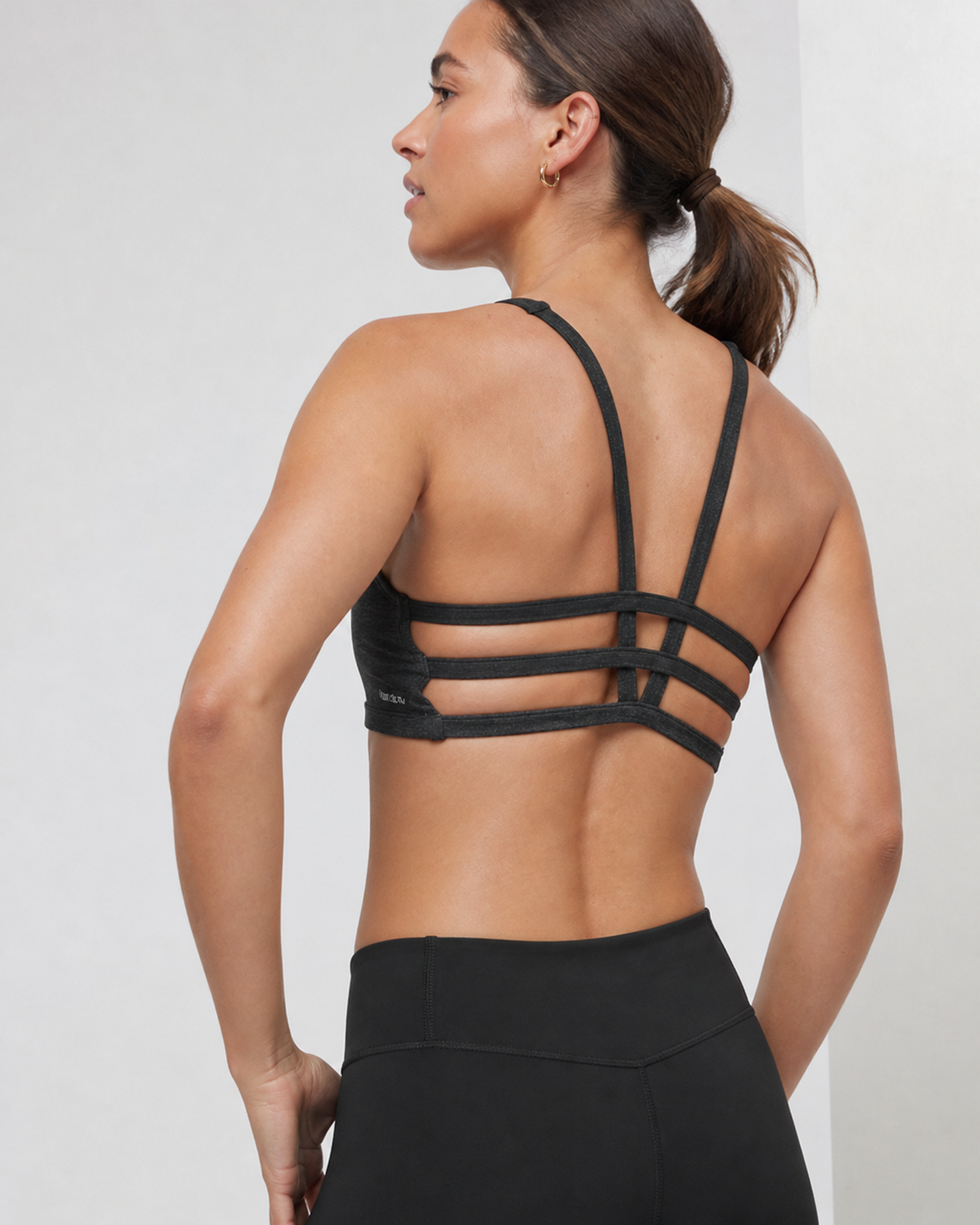 Cedar Movement Bra - Black Heather
