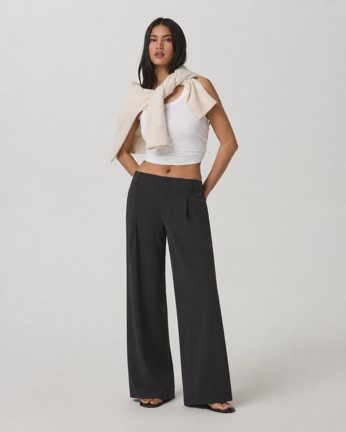 Cadence Line Wide-Leg Short-Length Transit Trouser - Sable