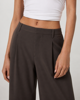 Cadence Line Wide-Leg Short-Length Transit Trouser - Sable